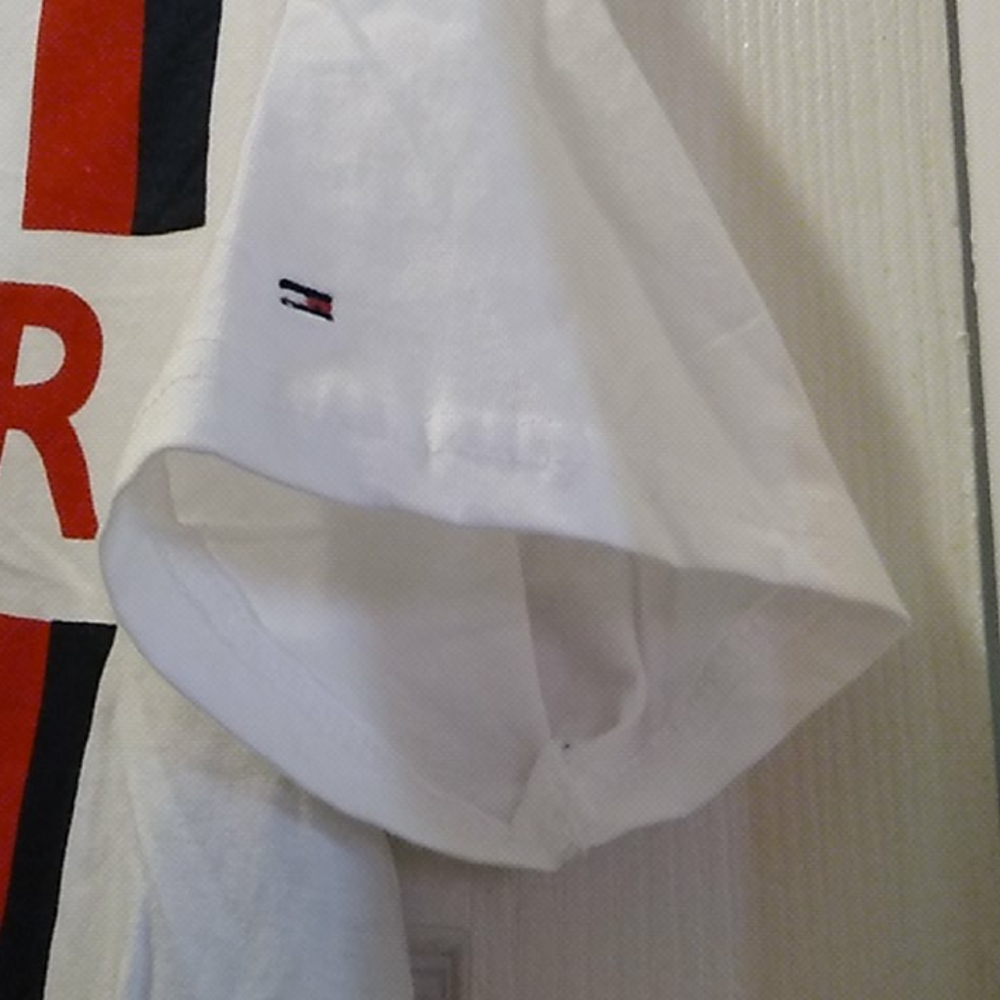 Nwt Tommy Hilfiger Tshirt L16-18 - Picture 3 of 8